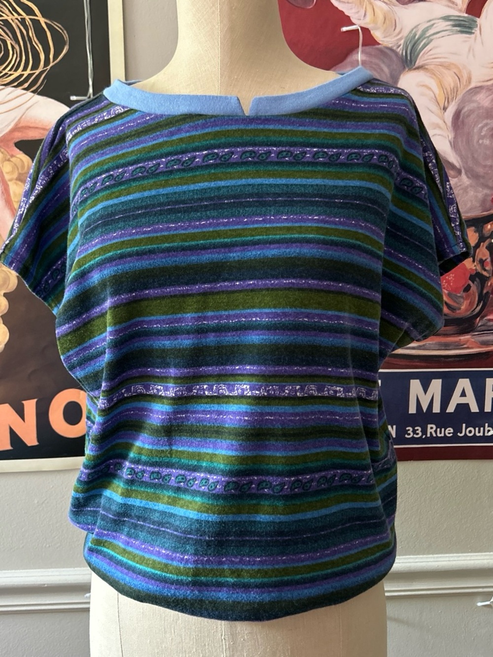 Vintage 90s horizontal striped top with fitted waist band for cute cropped look.